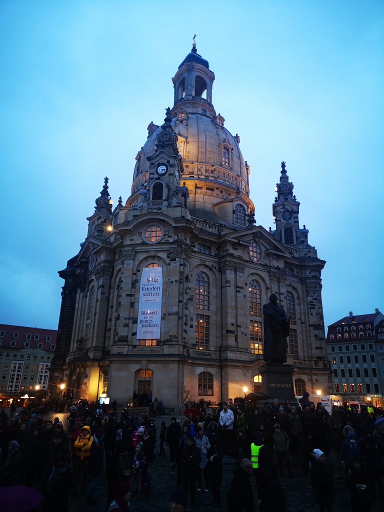 Neumarkt Dresden 75 Jahre 1945-2020 NICHT_ vergessen.